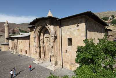 DİVRİĞİ ULU CAMİİ VE DARÜŞŞİFASI